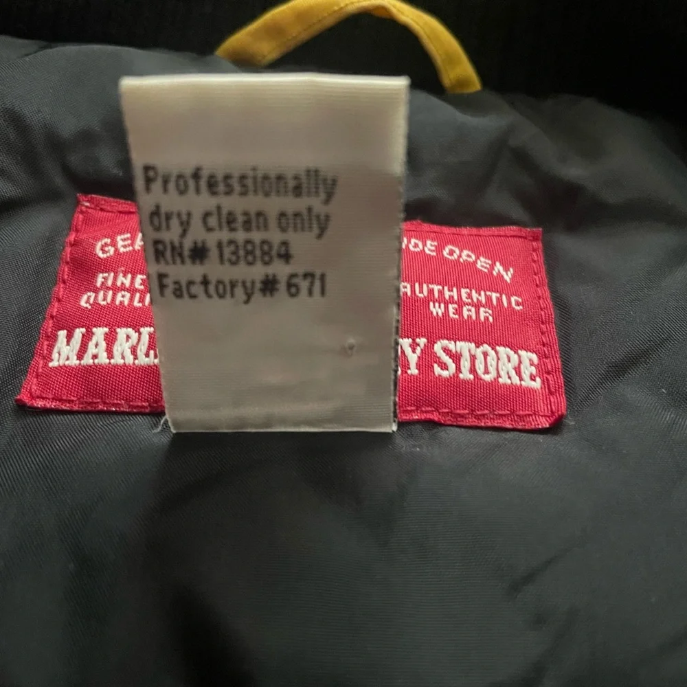 Vintage Adult Marlboro Red Country Store Coat (Size L) - Picture 6 of 7